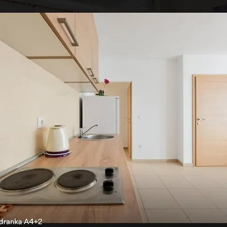 Katja Apartman Zára
