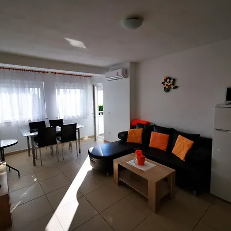 Katja Apartman Zára